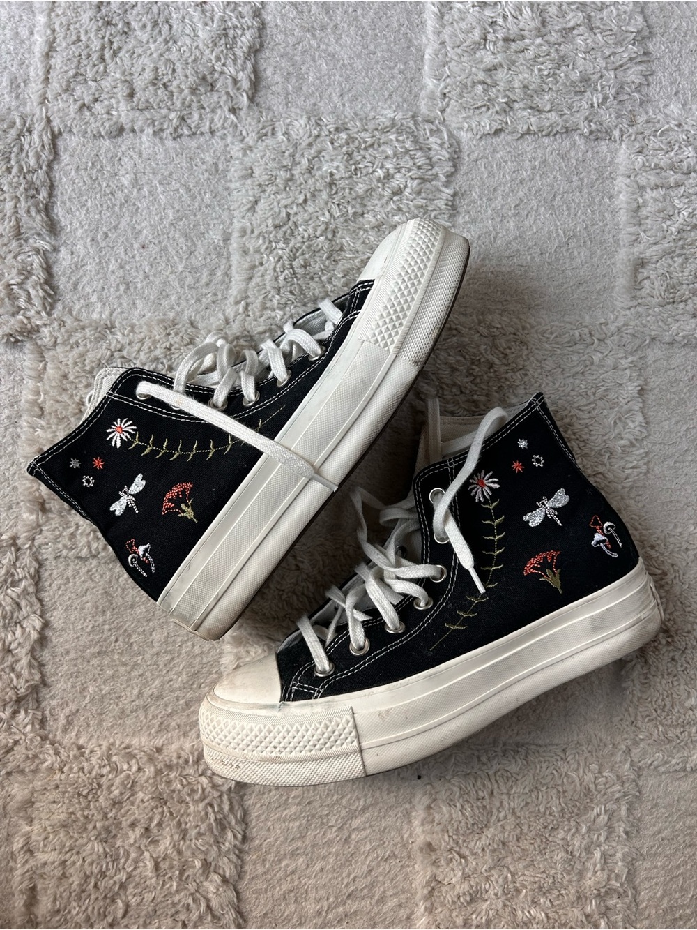 Converse Chuck Taylor All Star Lift Sneakers Enchanted Garden Embroidered 7.5 - Picture 3 of 9